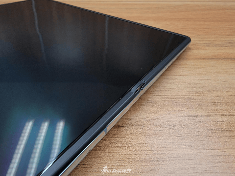 Huawei Mate X2