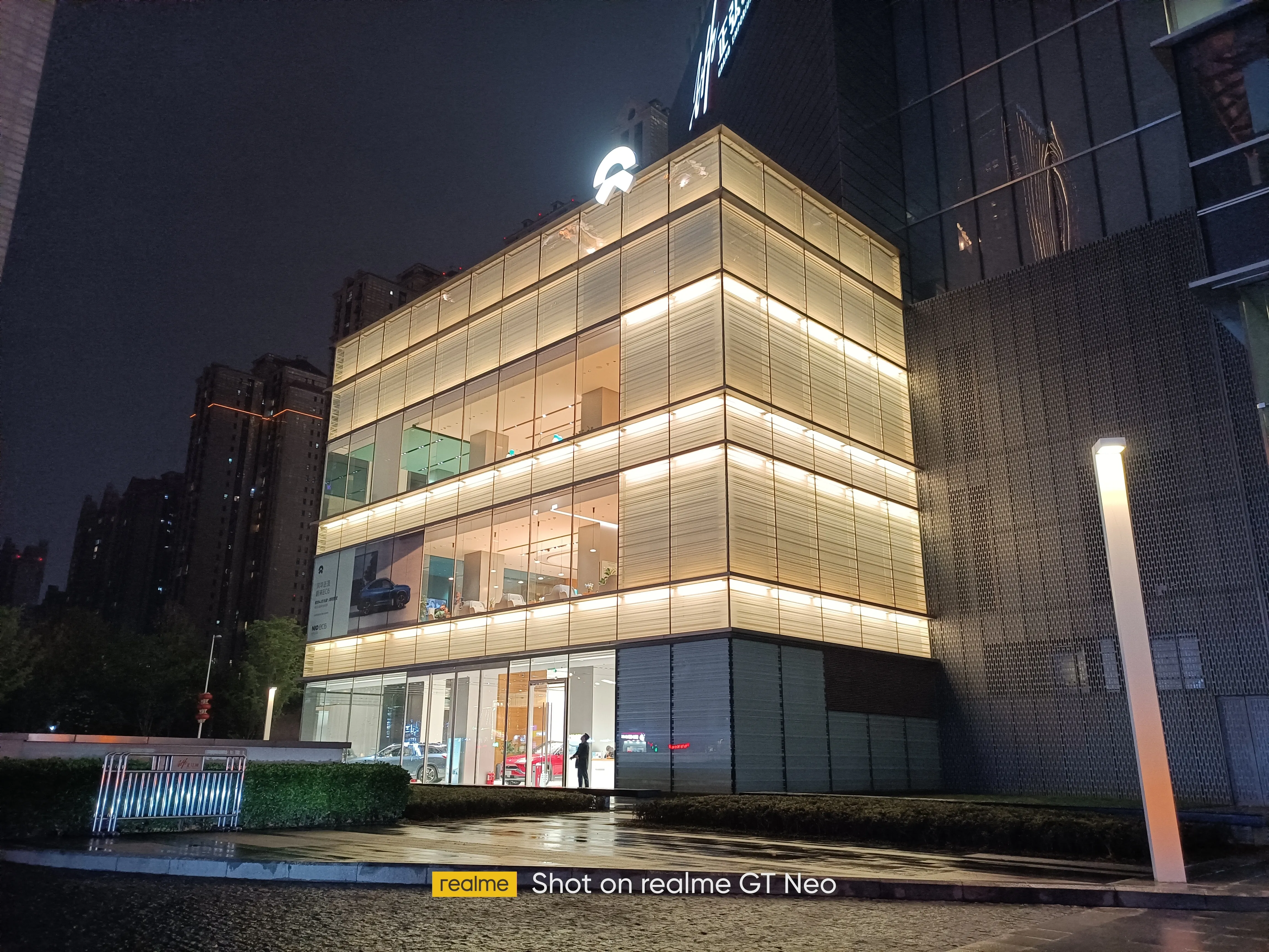 Realme GT Neo