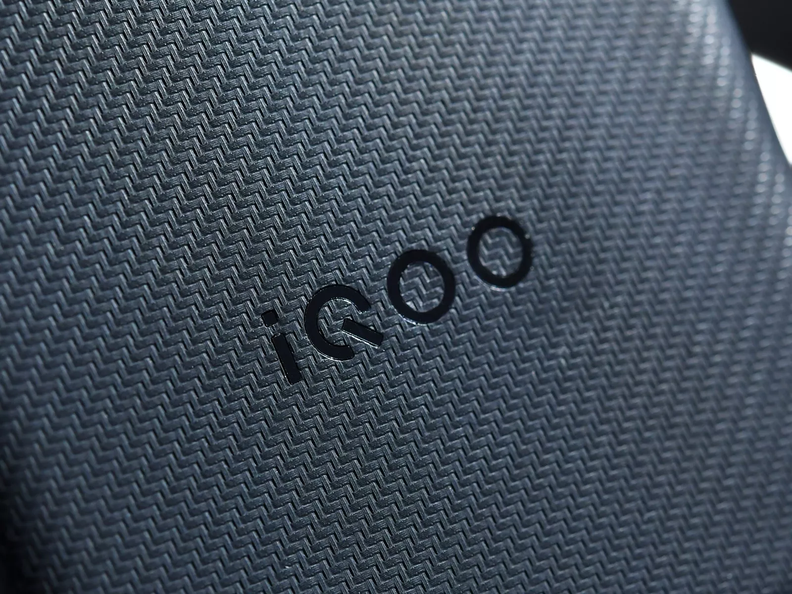 iQOO 8 समर्थक