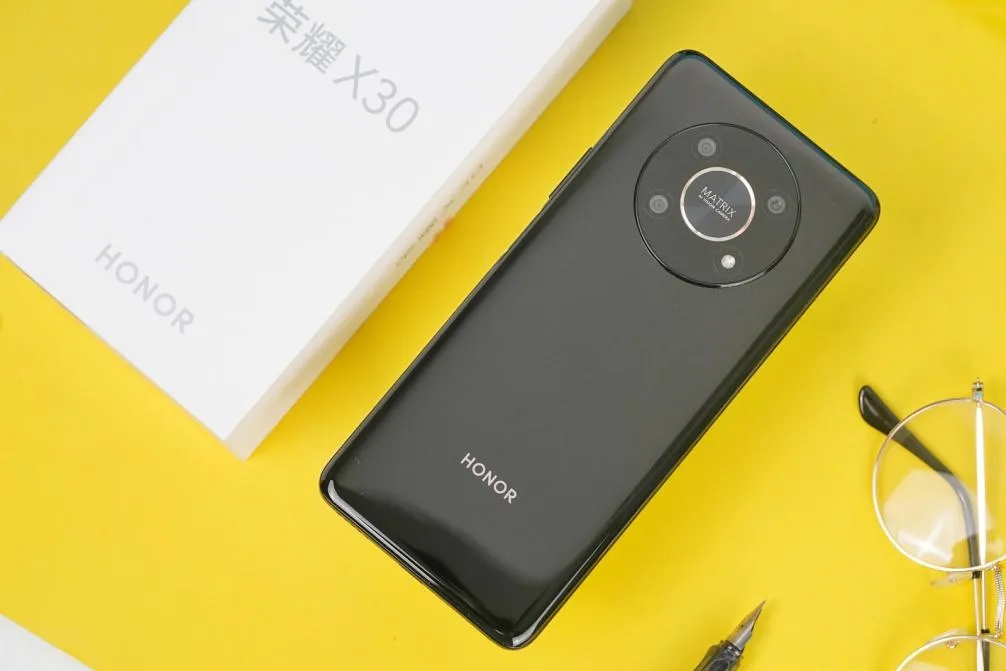 Honor X30 Magic Night Black out of the box