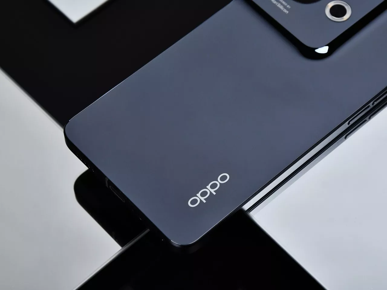 OPPO Reno8 Pro+ 開箱